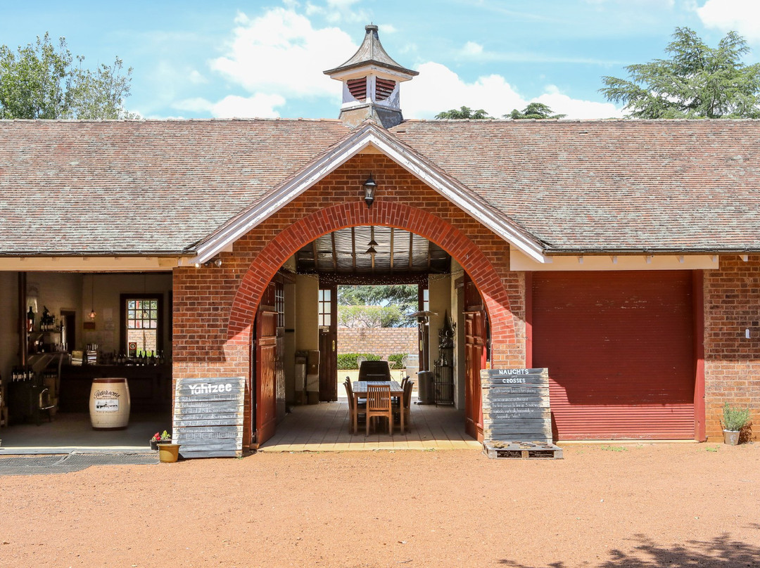 Petersons Armidale Winery景点图片