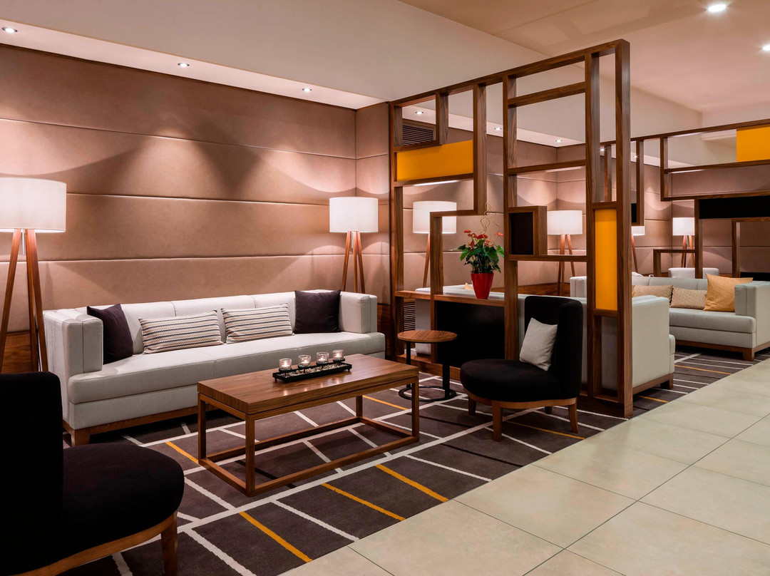 慕尼黑机场万豪酒店主图