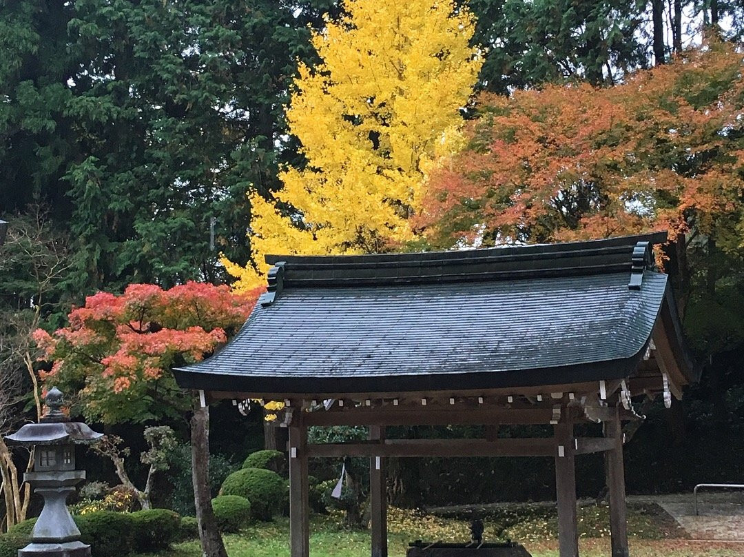 Yatagarasu Shrine景点图片