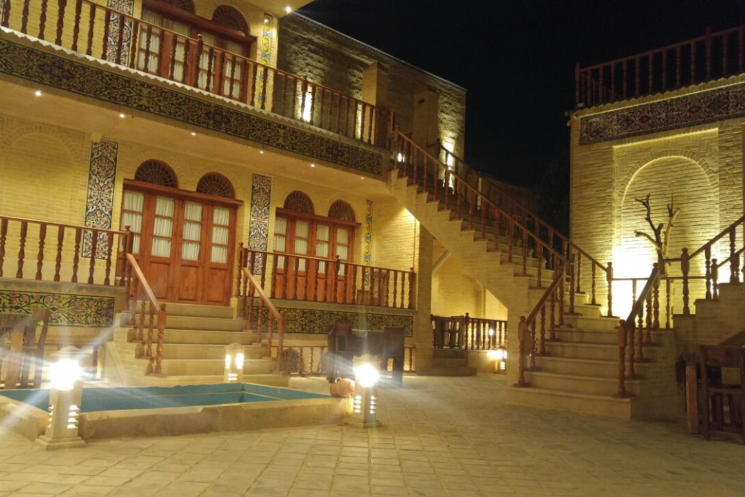 Forough Hotel