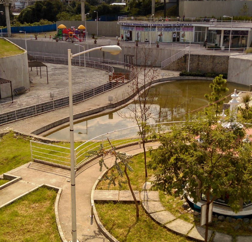 Plaza de la Constitucion景点图片