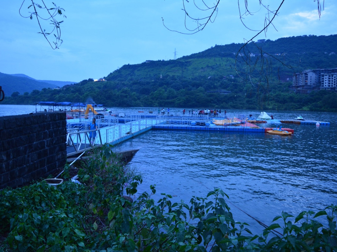 Lakeshore Watersports景点图片