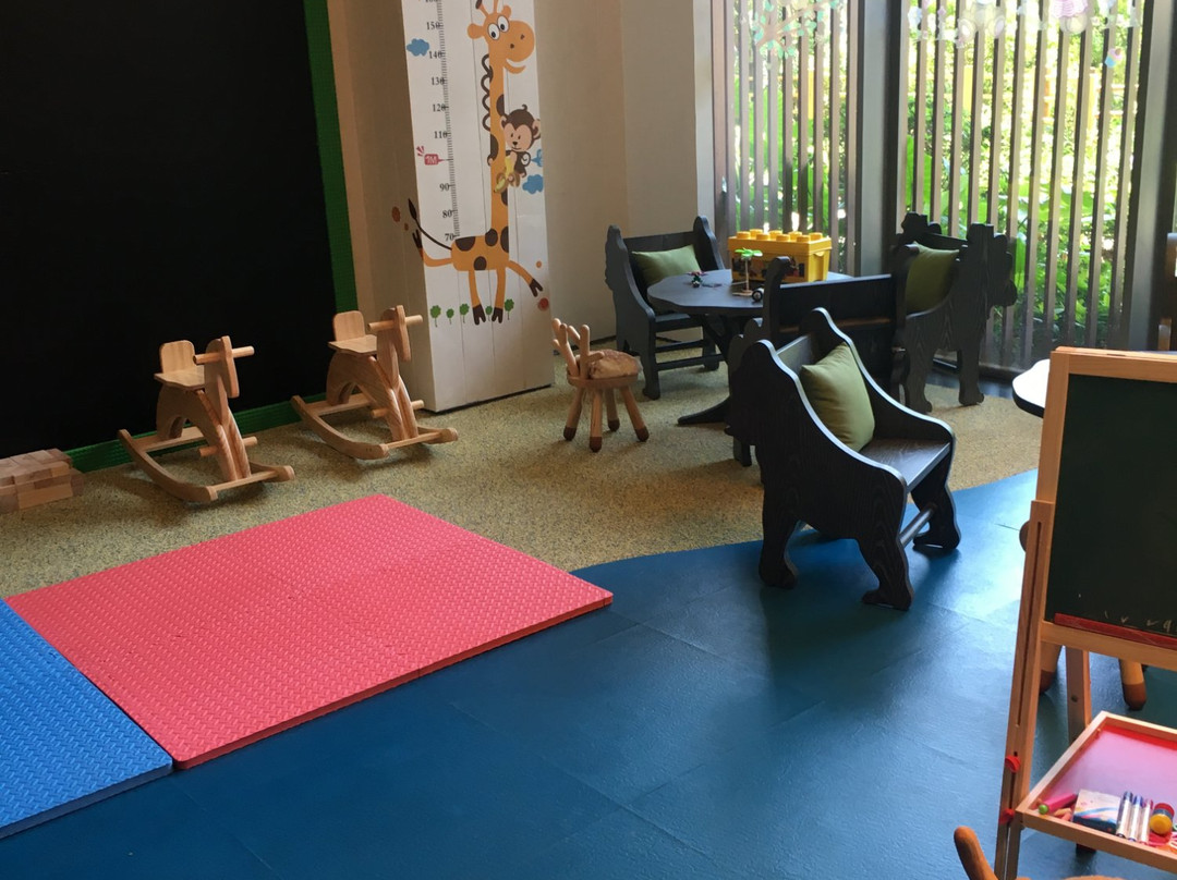 三亚保利瑰丽酒店主图