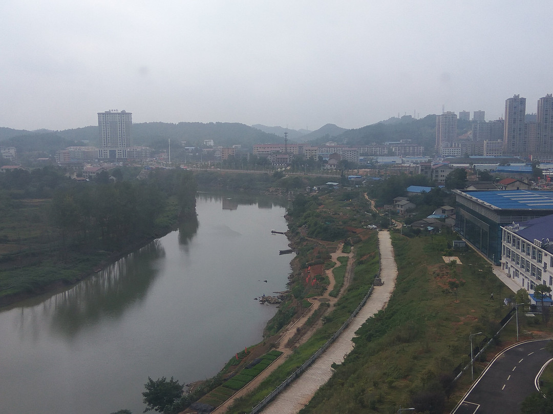 娄底市酒店住宿-418华天大酒店