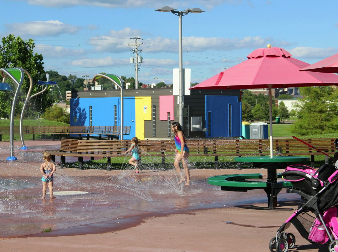 Centennial Park-达文波特必去景点