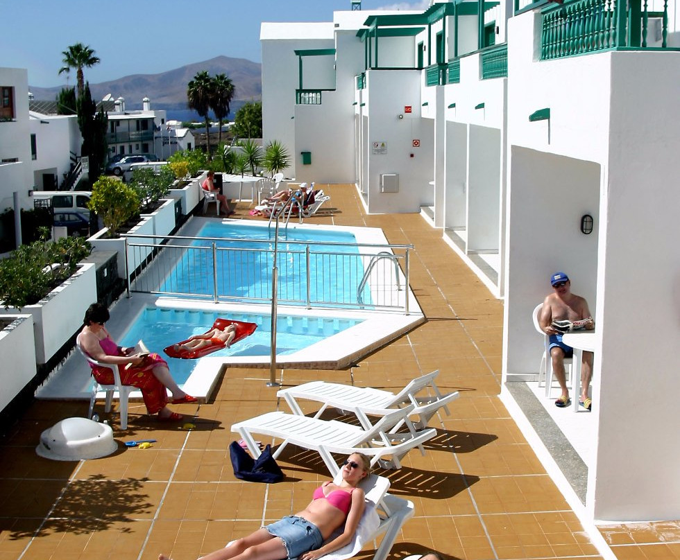 Apartamentos Europa主图