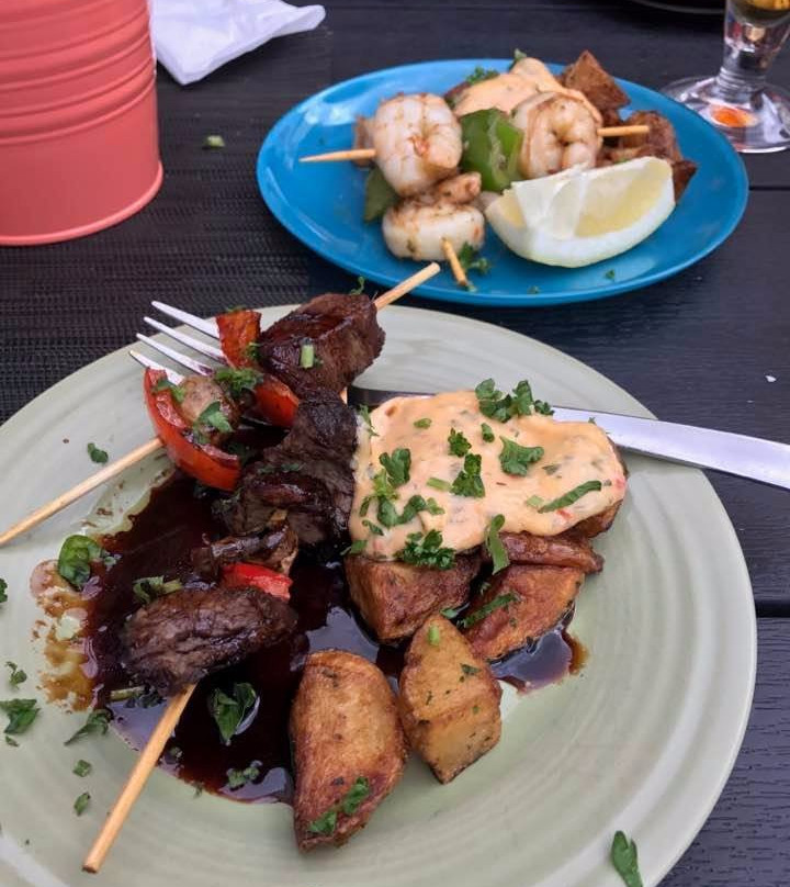 埃斯基尔斯蒂纳餐馆和美食-Papas Tapas