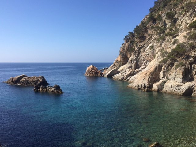 Running & Trekking-赫罗那必去景点