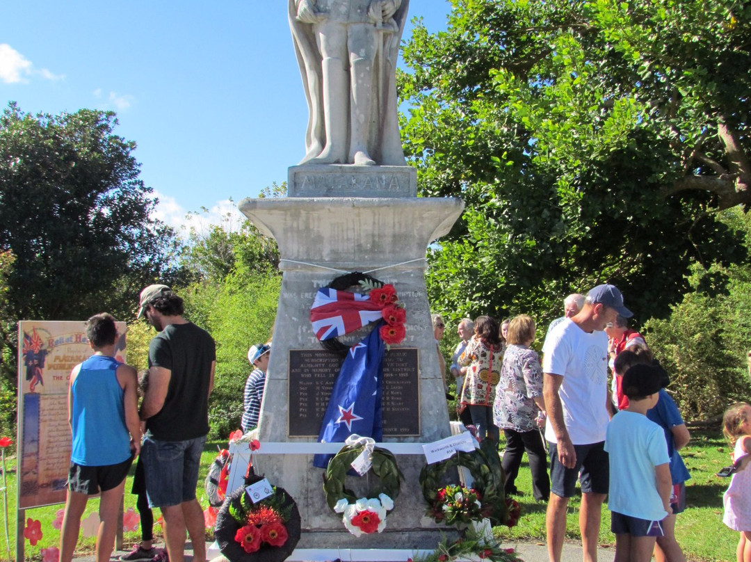 Matakana War Memorial-马塔卡纳小镇必去景点