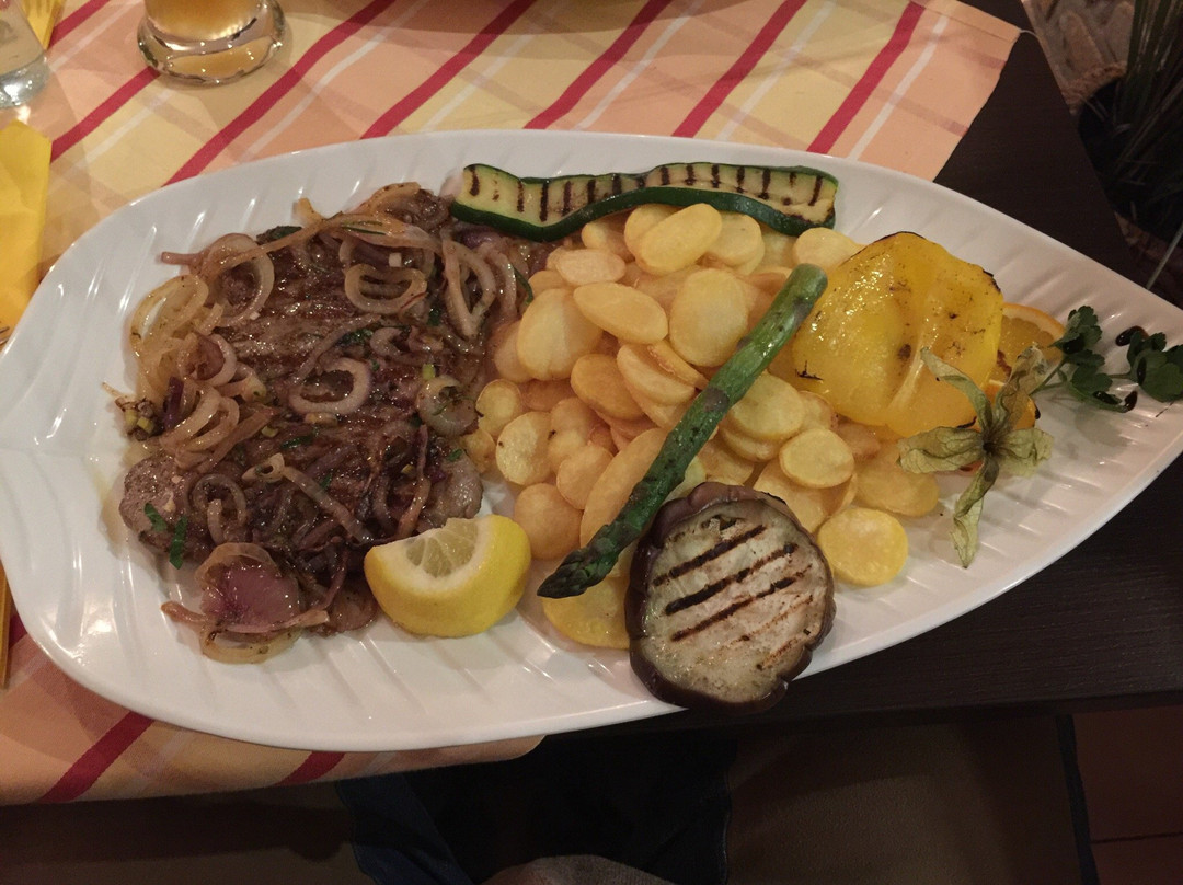 Vohburg an der Donau餐馆和美食-La Piazza