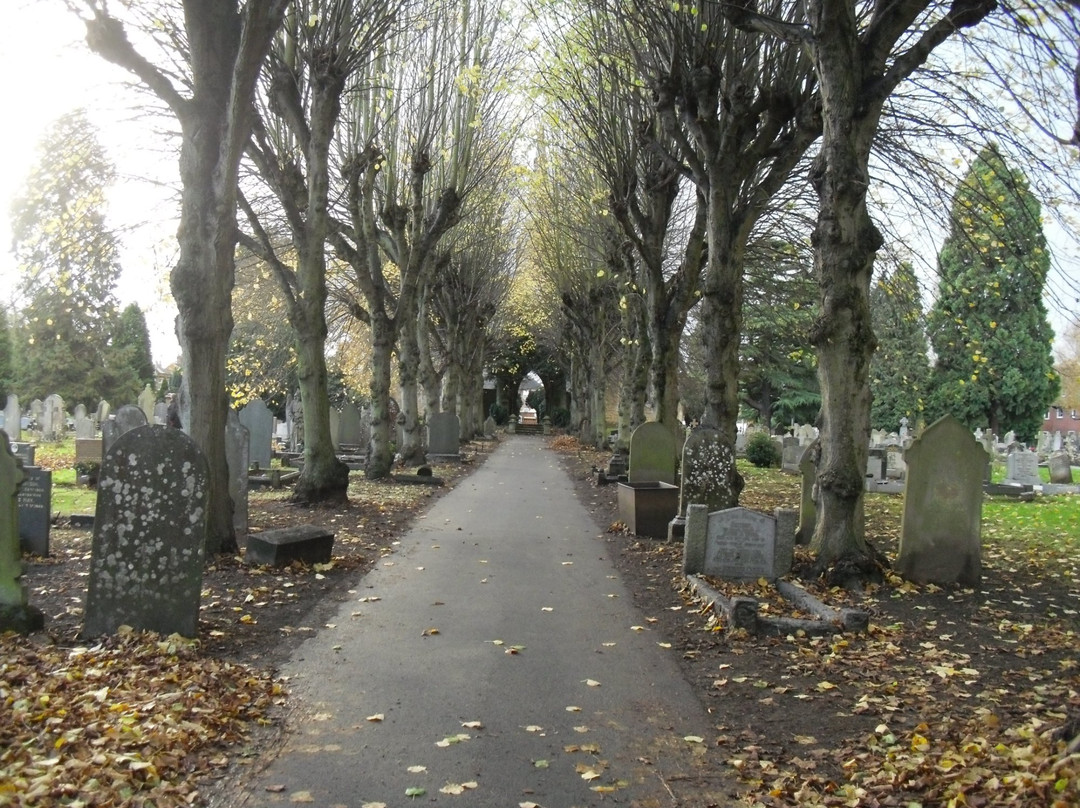 Anglican Cemetery Chapel and Nonconformist Cemetery Chapel景点图片