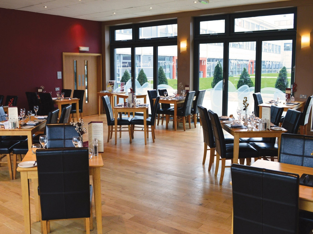 Avenue 141 Restaurant