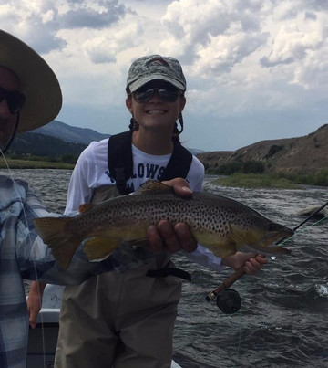 Madison River Outfitters-西黄石镇必去景点