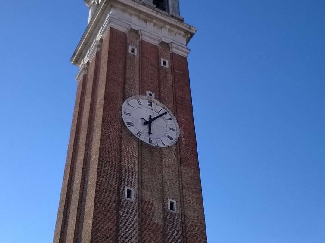 Duomo San Michele Arcangelo-米兰诺必去景点