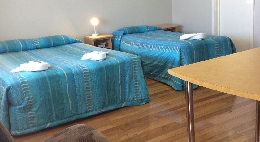 海滨路汽车旅馆主图