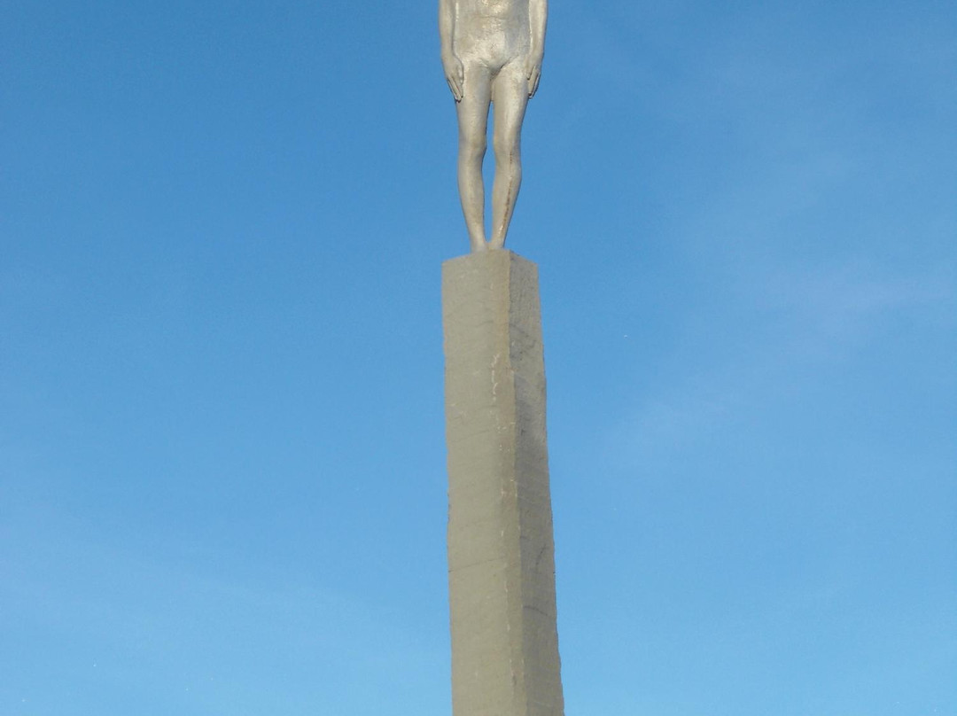 Voyages Friendship Statue景点图片