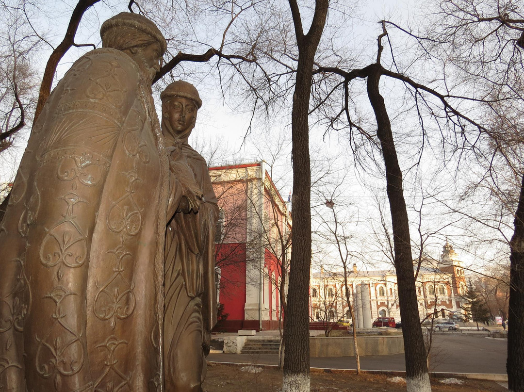 Monument to Peter and Fevronia景点图片