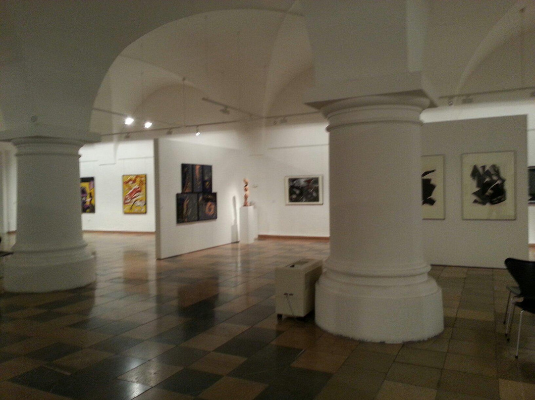 Brandenburg State Museum of Modern Art | Town hall景点图片