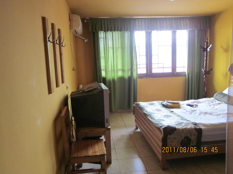 纯真年代国际青年旅馆主图