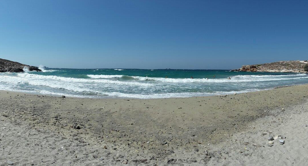 Poros Beach景点图片