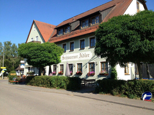 Schillingsfurst酒店住宿-Landgasthof Schwarzer Adler
