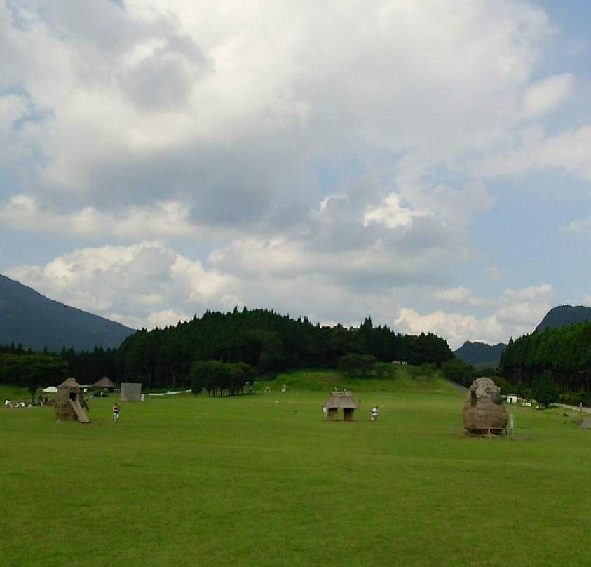 Tsukimawari Park景点图片