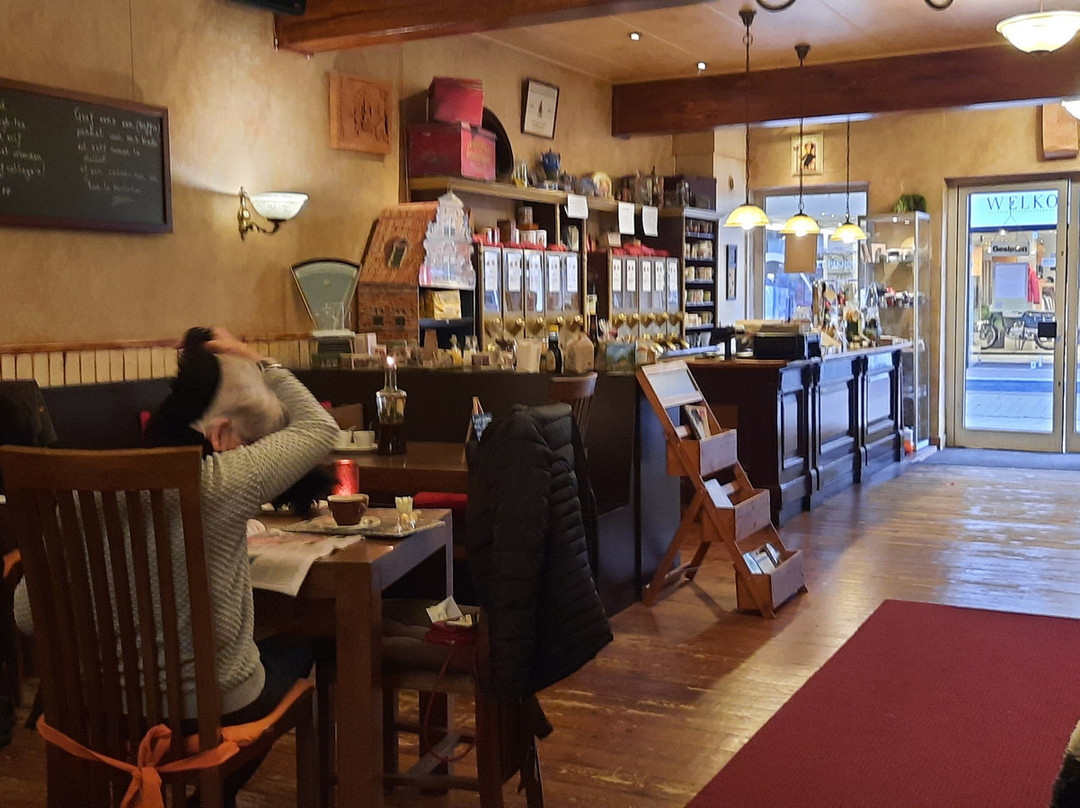 Hesselink's Coffee & Tea Specialties