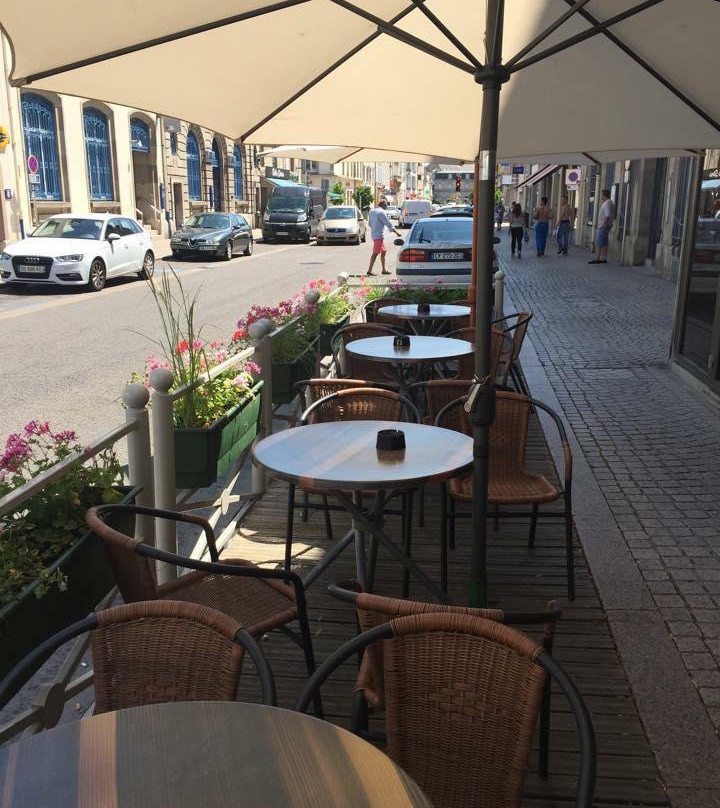 Eden Bar