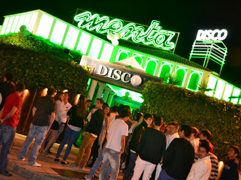 Menta Disco-阿尔库迪亚港必去景点