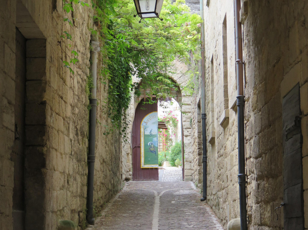 Jardin Médiéval-泽斯必去景点