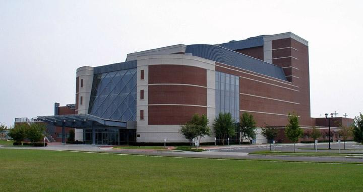 Luther F. Carson Four Rivers Center-帕迪尤卡必去景点