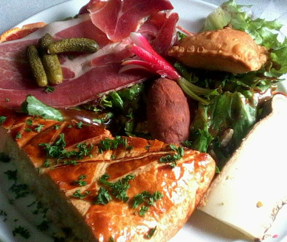 Le Monetier-les-Bains餐馆和美食-Chez Finette
