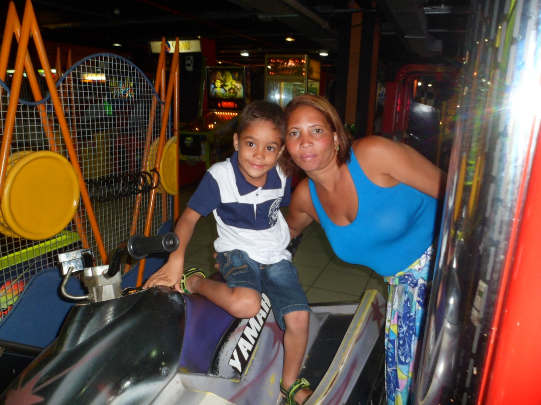 Midway Mall-Natal必去景点