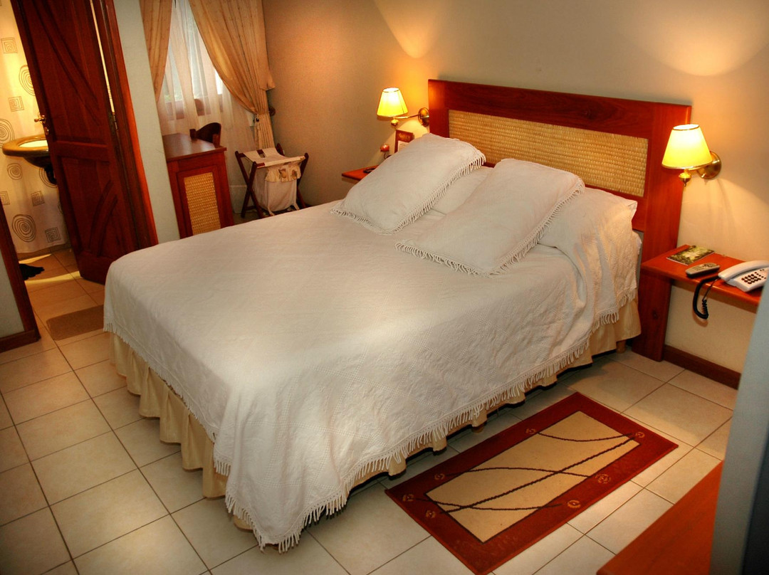 Bermejo酒店住宿-Hotel Majoy