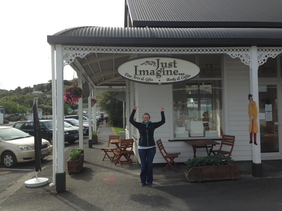 Just Imagine Gallery-拉塞尔必去景点