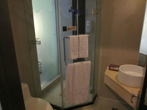 嘉虹酒店(上海国际旅游度假区川沙地铁站店)主图