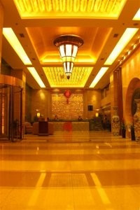 九重天大酒店主图