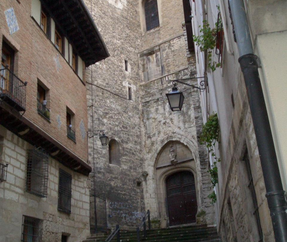 Izarra旅游景点-Cantón Anorbin House No. 14