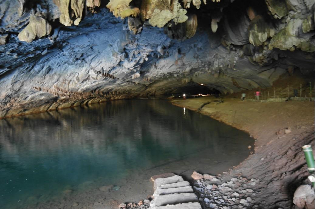 Kong Lor Cave-Phoun Hin Boun必去景点