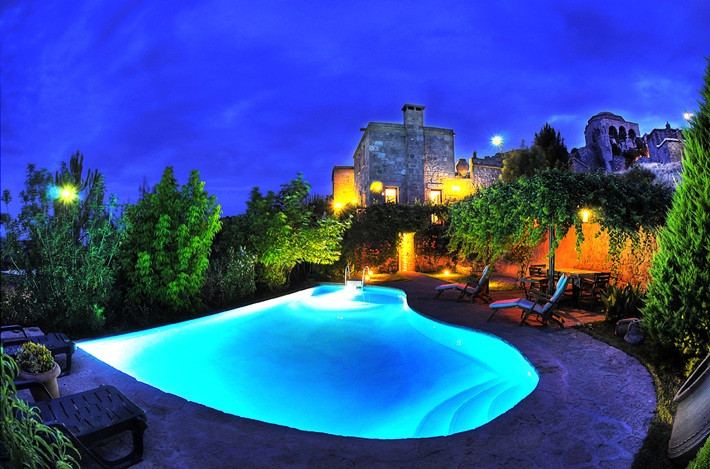 Assos Alarga, Bed and Breakfast