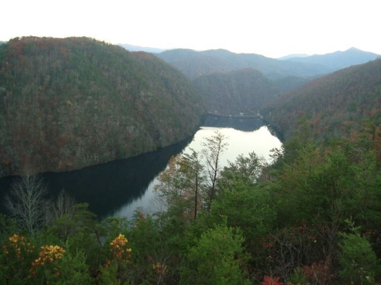 Tail of the Dragon-罗宾斯维尔必去景点