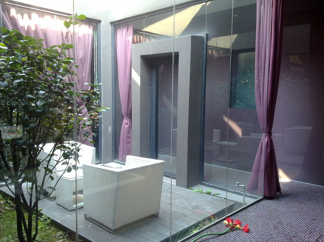 观止22汽车旅馆主图