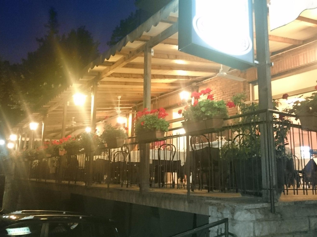 Ristorante-Pizzeria Pineta