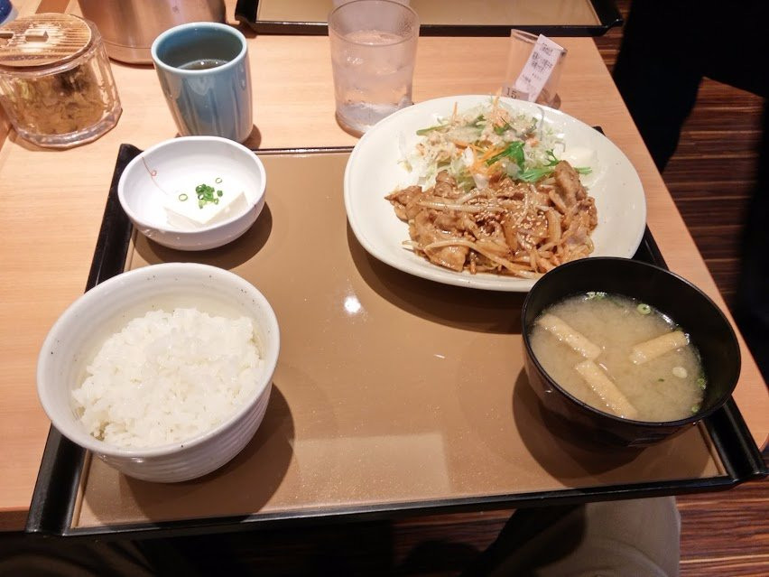泉大津市餐馆和美食-Yayoiken Izumi Otsu
