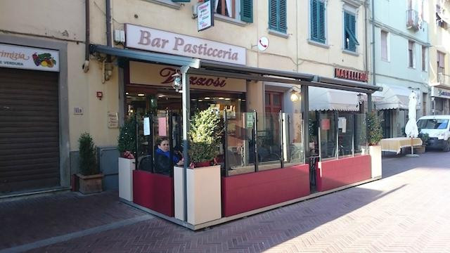 蒙泰卢波菲奥伦蒂诺餐馆和美食-Bar Pasticceria Vezzosi