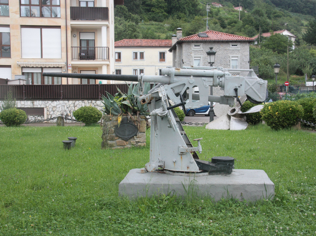 Parque Museo Militar Armada Española-Limpias必去景点