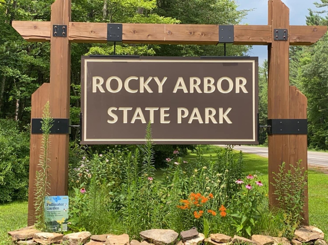 Rocky Arbor State Park-威斯康星峡谷必去景点