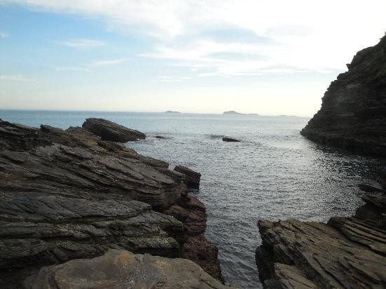 Ferradurinha Beach-布基亚斯必去景点