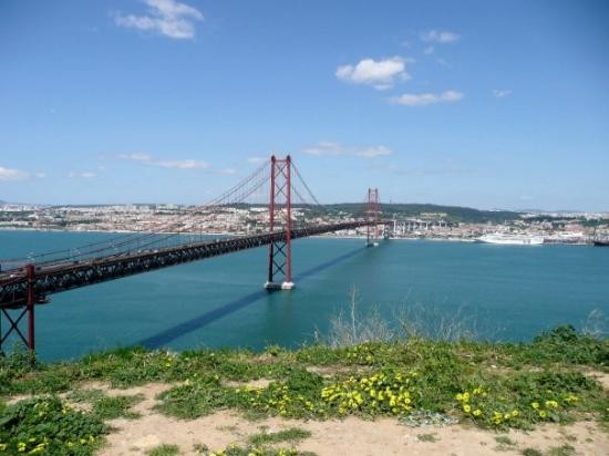Ponte 25 de Abril-里斯本必去景点