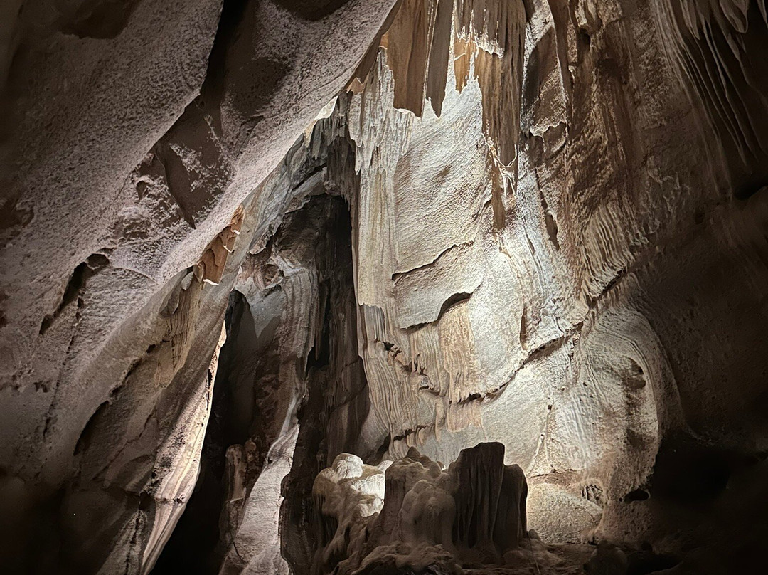 Cutta Cutta Caves Nature Park-凯瑟琳必去景点